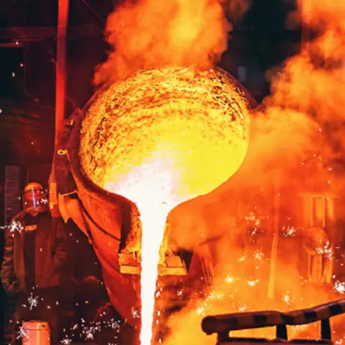 pouring of casting